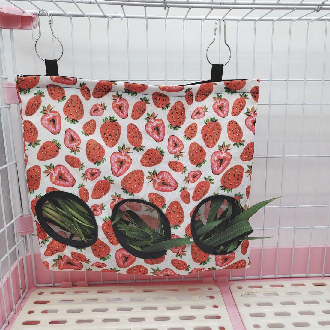 Hanging Hay Bag with hooks guinea Bunny 